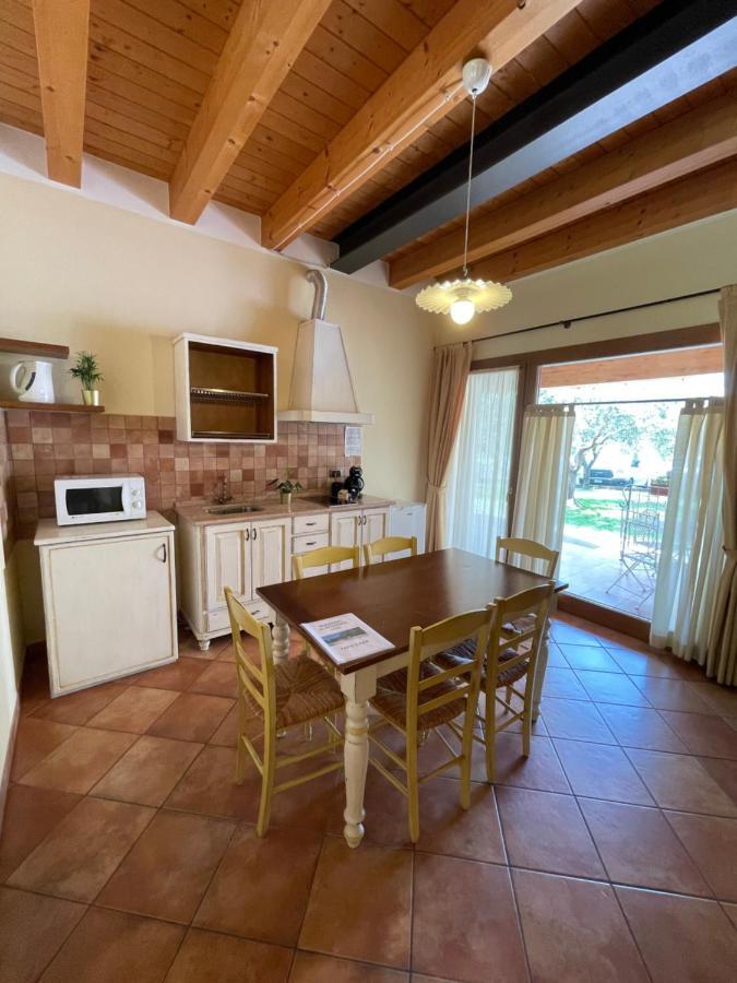 Residence Ulivi Cavaion Veronese Εξωτερικό φωτογραφία