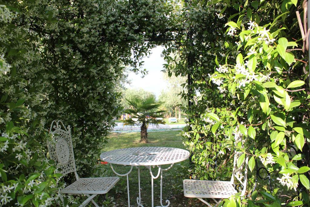 Residence Ulivi Cavaion Veronese Εξωτερικό φωτογραφία